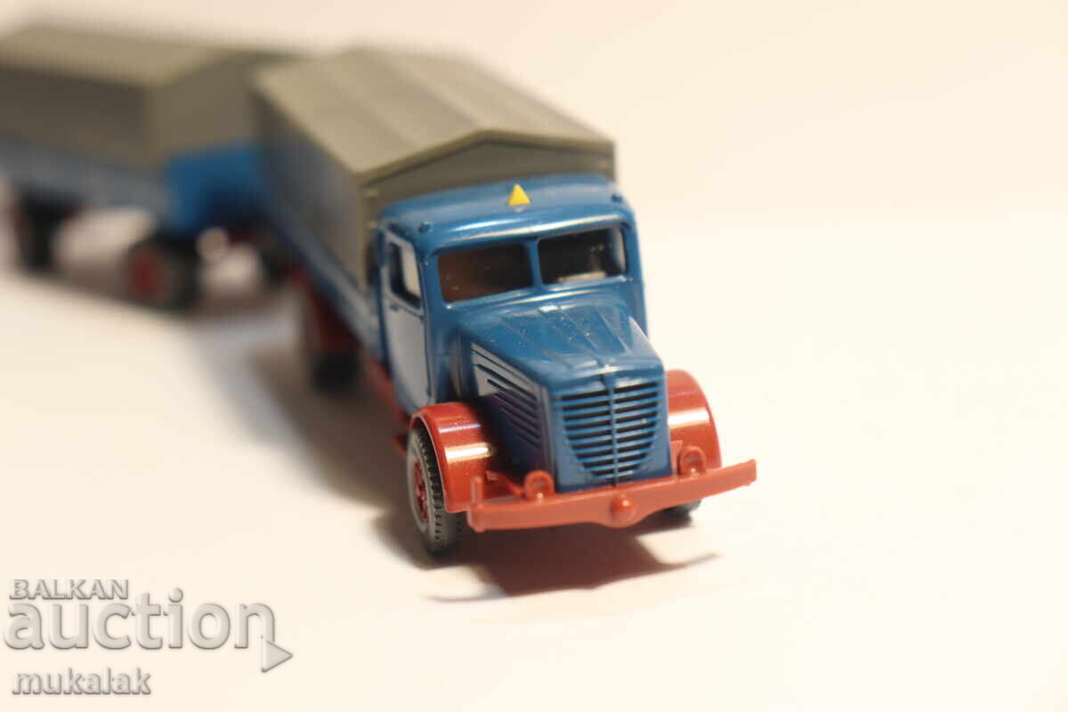 Παράδοση WIKING H0 1/87 BUSSING TIR ΚΑΜΙΟΝ ΜΟΝΤΕΛ