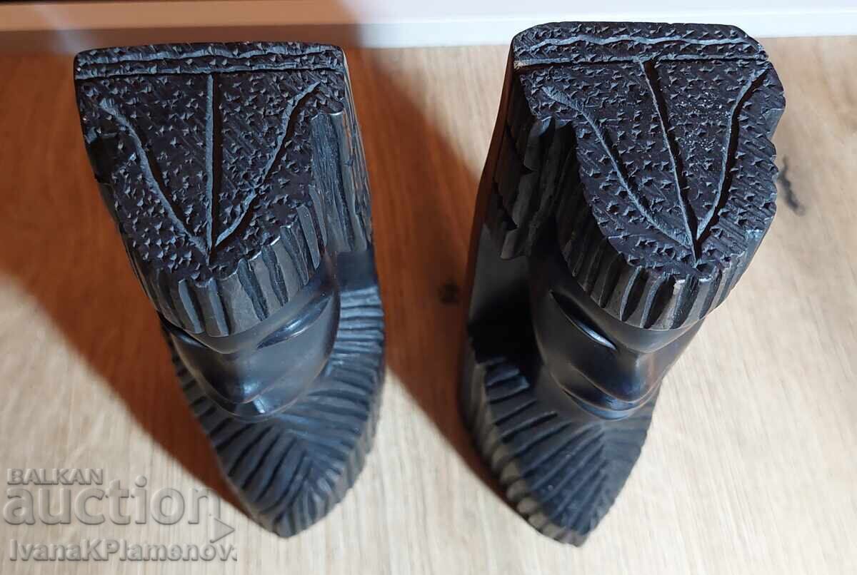 Delivery of Ebony Wood Carvings: Two Figures for Connoisseurs