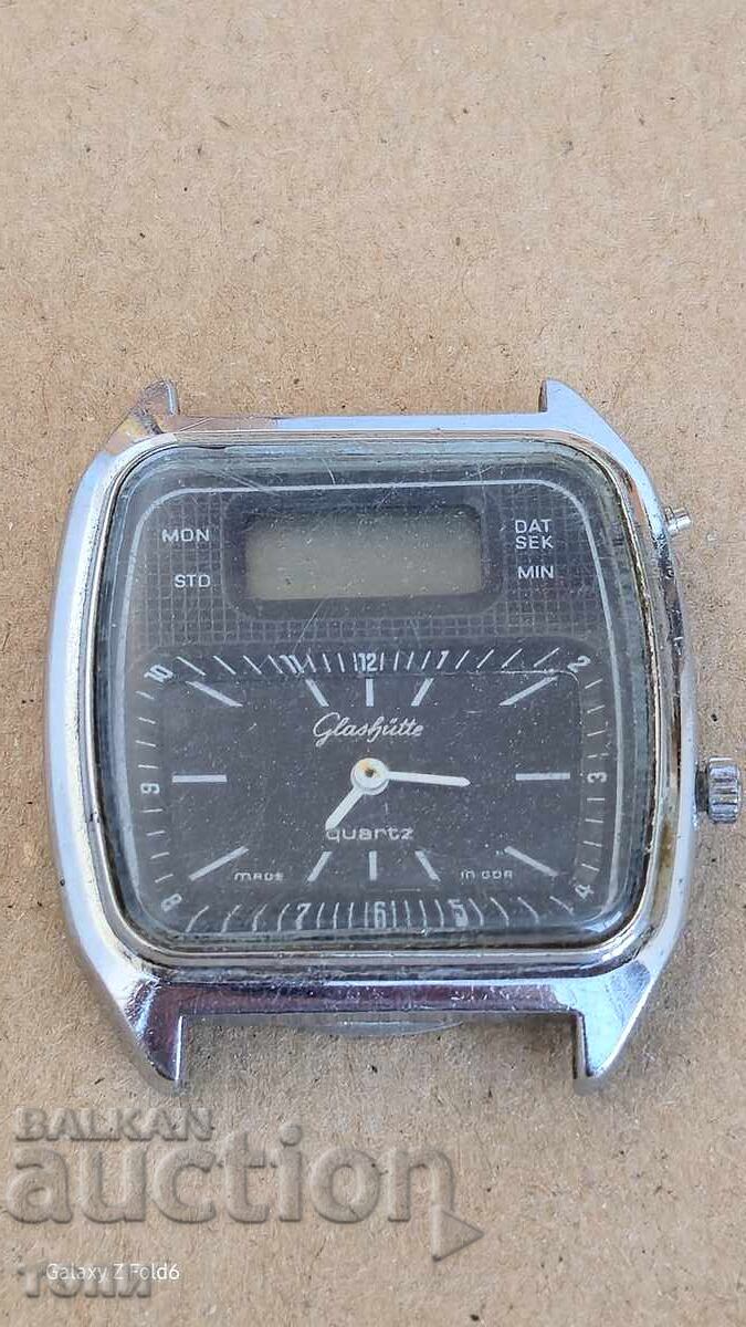 GLASHUTTE QUARTZ GERMANY MADE RAR NU ȘTIU DACĂ MERGE BZC cu preț 9.38 BGN | € 4.80