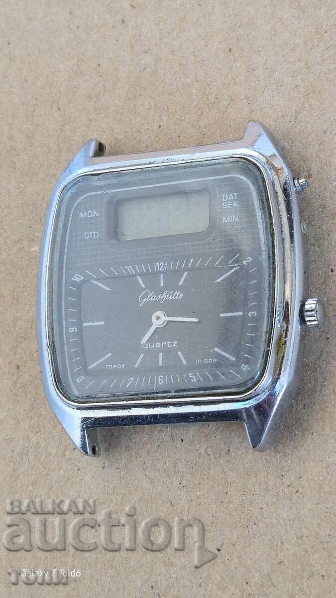 Licitație GLASHUTTE QUARTZ GERMANY MADE RAR NU ȘTIU DACĂ MERGE BZC