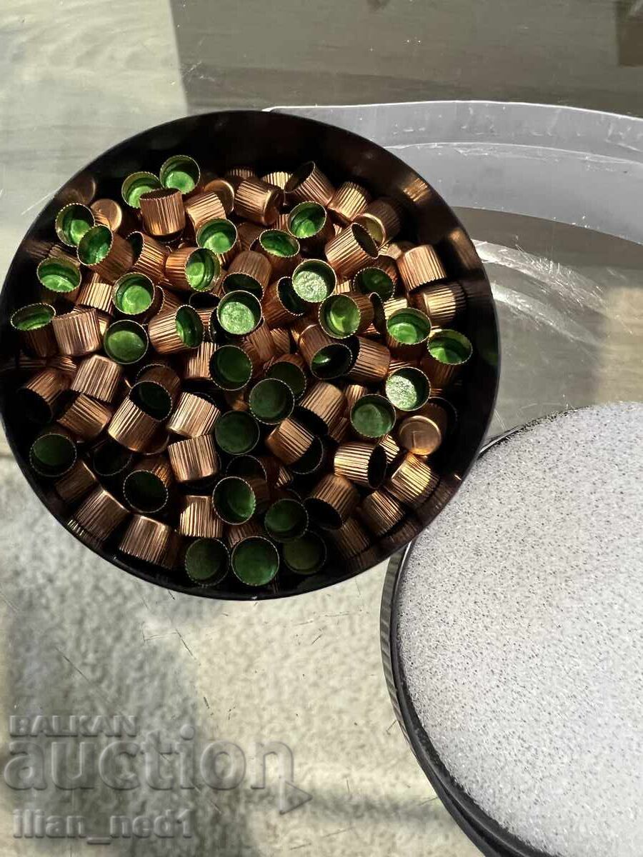 Caps, 4mm Evzi with price 130.00 BGN | € 66.47