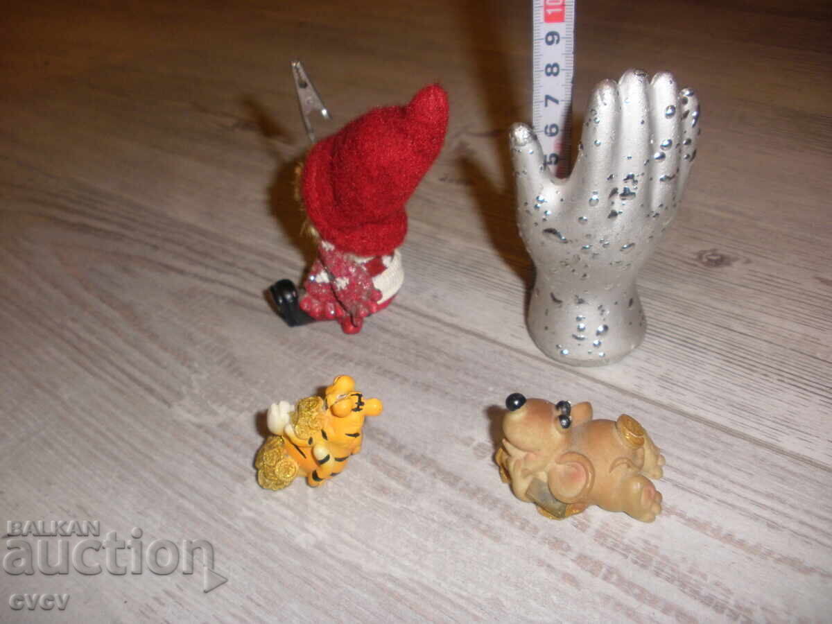 Λοτ Φιγούρες - 4 τμχ - Β.Ζ.Τ - 5 Λοτ Φιγούρες - 4 τμχ - Β.Ζ.Τ - 5