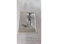 Φωτογραφία Επισκόπηση Νεαρό κορίτσι στην παραλία 1957