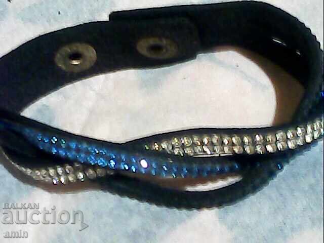 Όμορφο σετ δερμάτινο κολιέ και βραχιόλι - 6