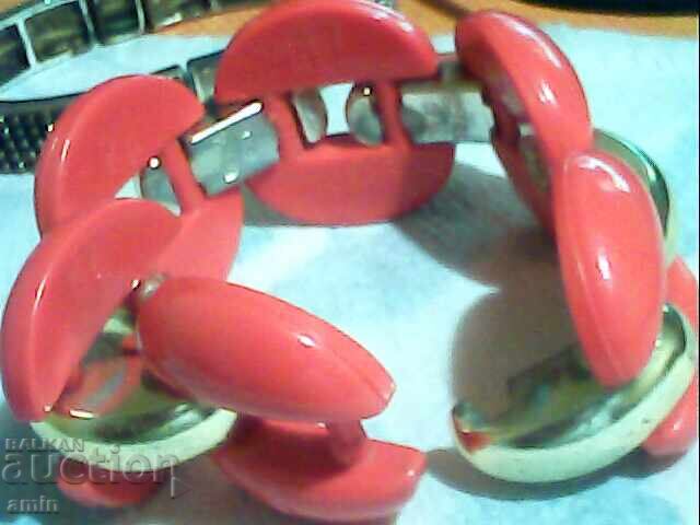 Παράδοση 3 τμχ γκρίβνα