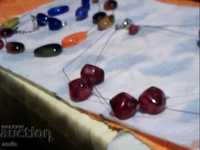 2τμχ όμορφα κολιέ 4οκερ και βραχιόλι