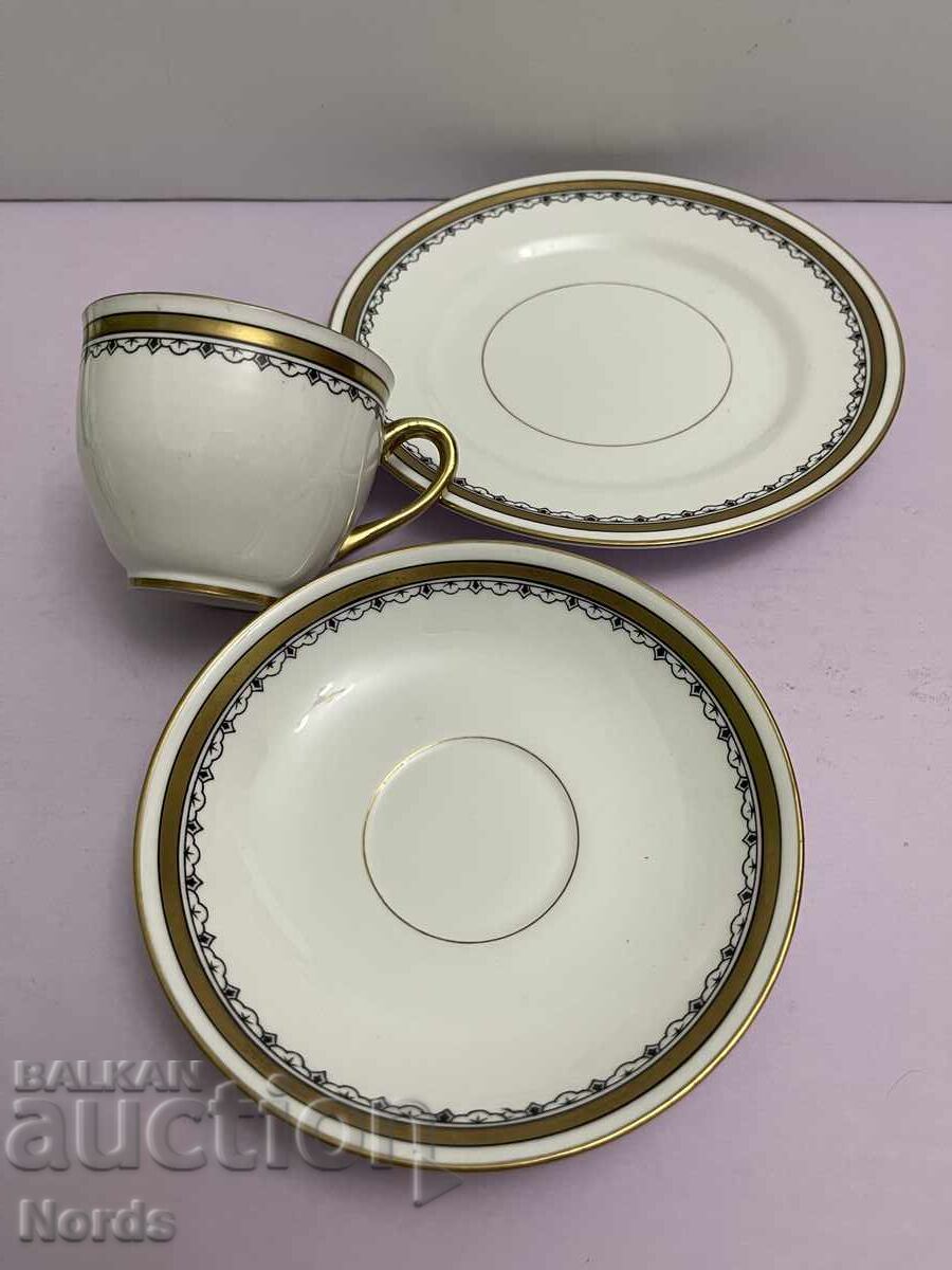 Παράδοση Vintage αγγλικό σετ τριών τεμαχίων για τσάι Παράδοση Vintage αγγλικό σετ τριών τεμαχίων για τσάι