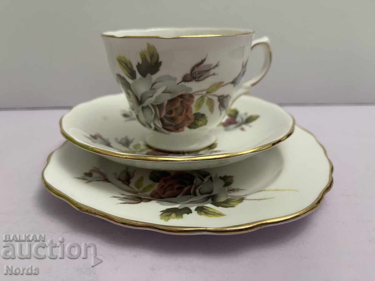 Royal Vale set englezesc de ceai, pentru trei persoane Royal Vale set englezesc de ceai, pentru trei persoane