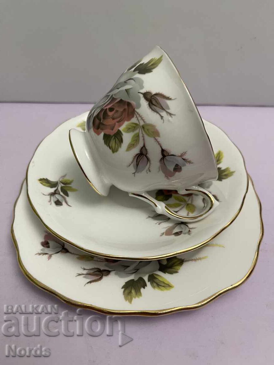 Δημοπρασία Royal Vale Αγγλικό σετ τριών τεμαχίων για τσάι