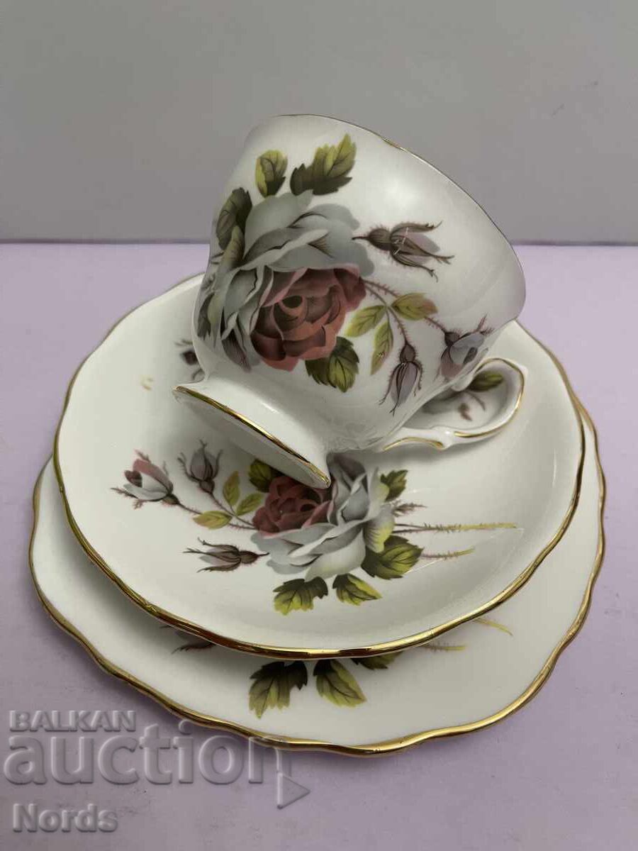 Δημοπρασία Royal Vale Αγγλικό σετ τριών τεμαχίων για τσάι