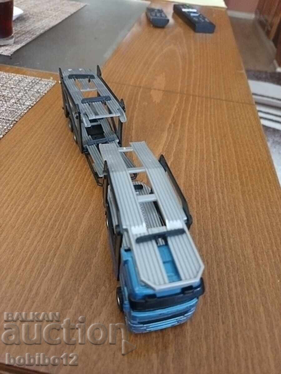 Truck with a box body - 7 Truck with a box body - 7