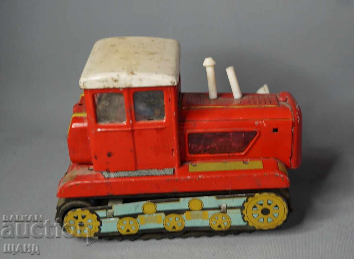 Auction  ME 701 Old Chinese Metal Toy Model Tractor