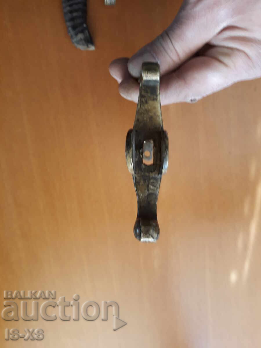 Дръжка за офицерска Фердинандова сабя с цена 500.00 лв. | € 255.65 Дръжка за офицерска Фердинандова сабя с цена 500.00 лв. | € 255.65