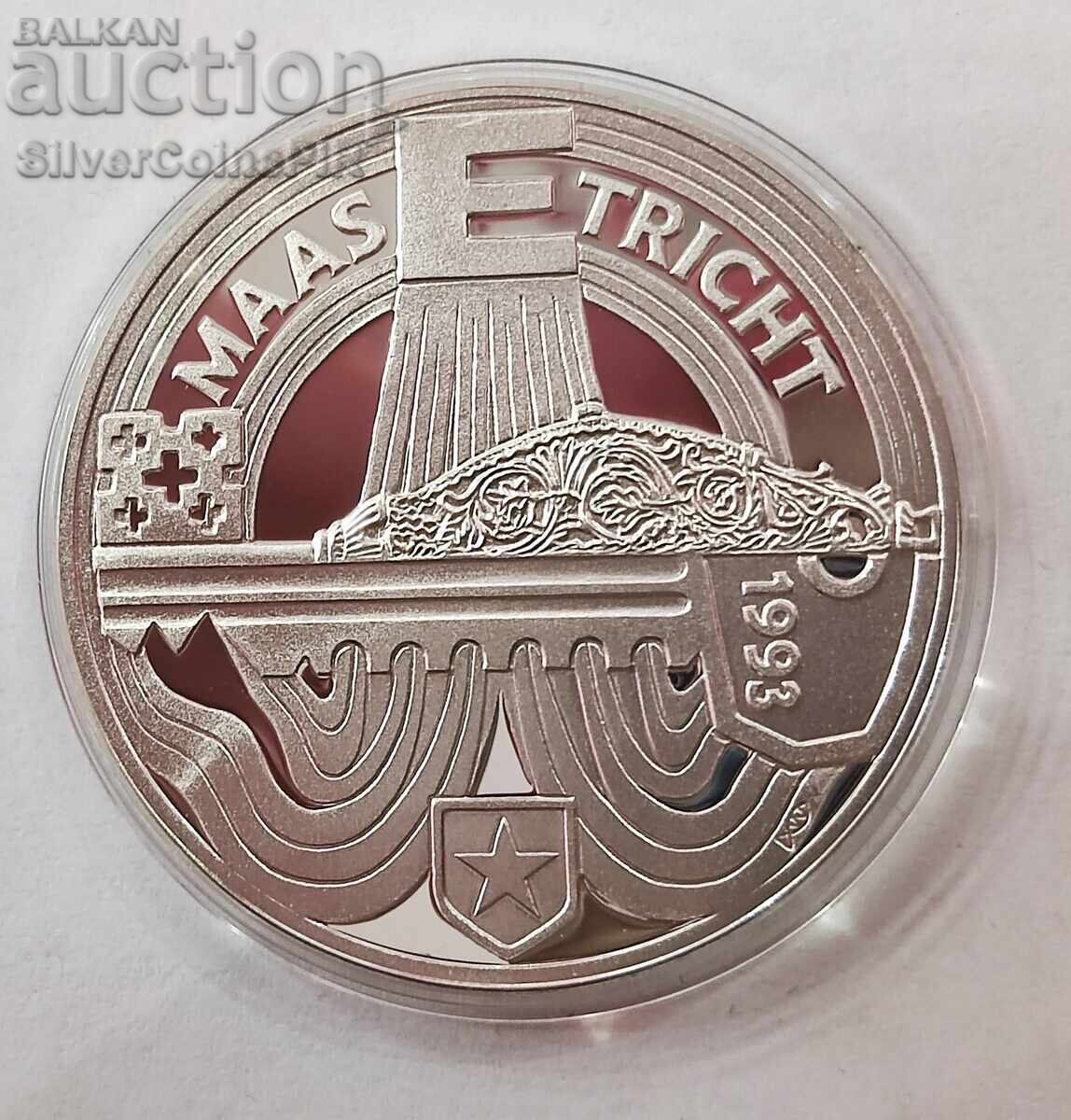 Silver 25 ECU Maastricht Treaty 1993 Netherlands with price 86.00 BGN | € 43.97 Silver 25 ECU Maastricht Treaty 1993 Netherlands with price 86.00 BGN | € 43.97