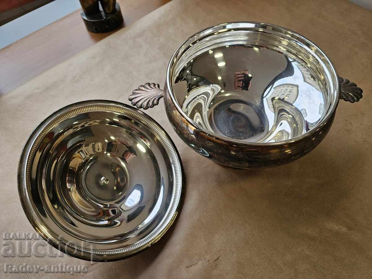 Auction Star Silver Plated French Soup Tureen Auction Star Silver Plated French Soup Tureen