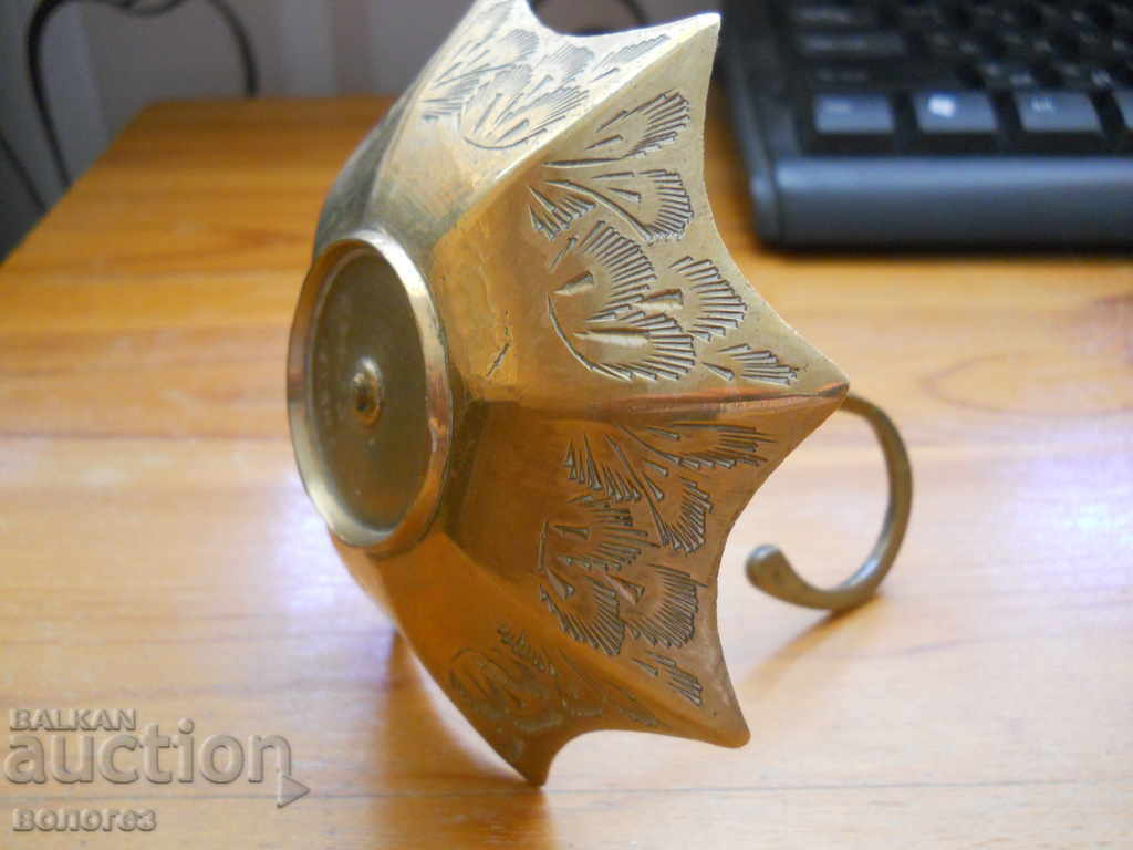 Auction Vintage Brass Jewelry Dish - India Auction Vintage Brass Jewelry Dish - India