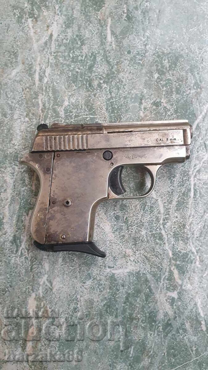 Pistol cu gaz mic Mini Mod 2003 cu preț 100.00 BGN | € 51.13 Pistol cu gaz mic Mini Mod 2003 cu preț 100.00 BGN | € 51.13