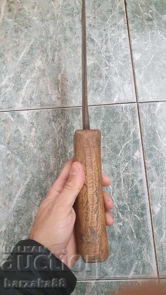 Παλιό Σάτερ με ενδείξεις με τιμή 30.00 BGN | € 15.34 Παλιό Σάτερ με ενδείξεις με τιμή 30.00 BGN | € 15.34