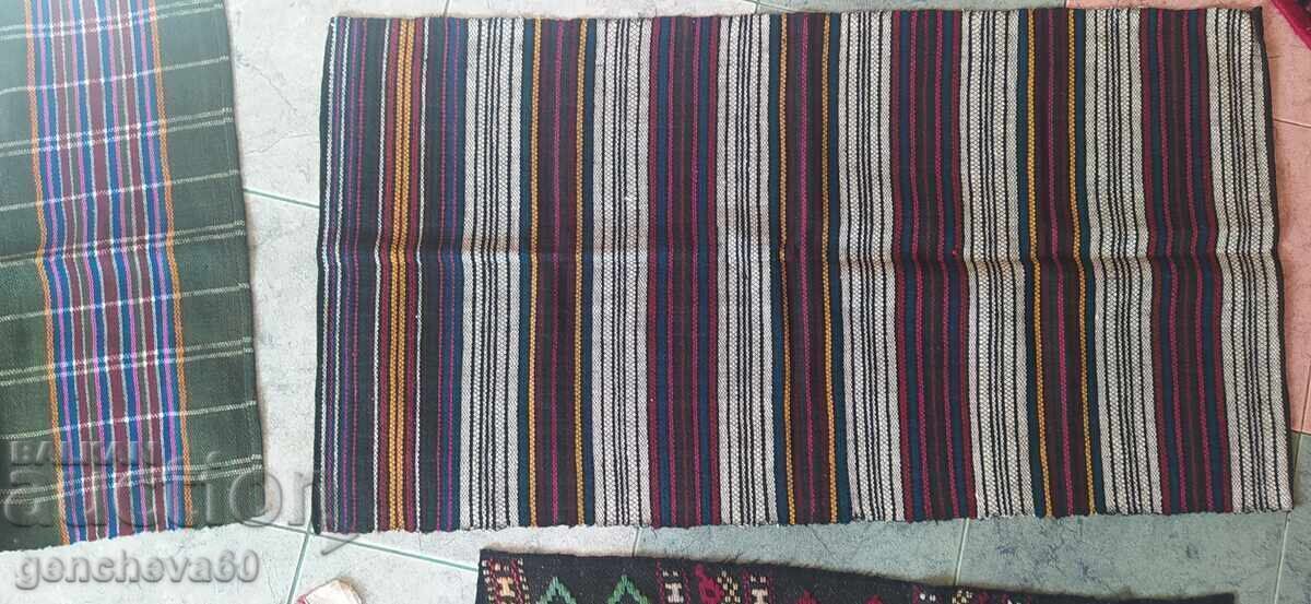 Various old embroidered fabrics, aprons, pillows and others - 5