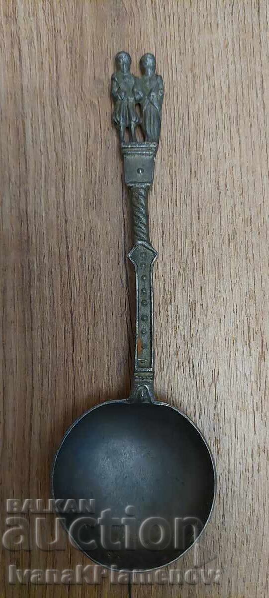 Suvenir retro pentru colecționari