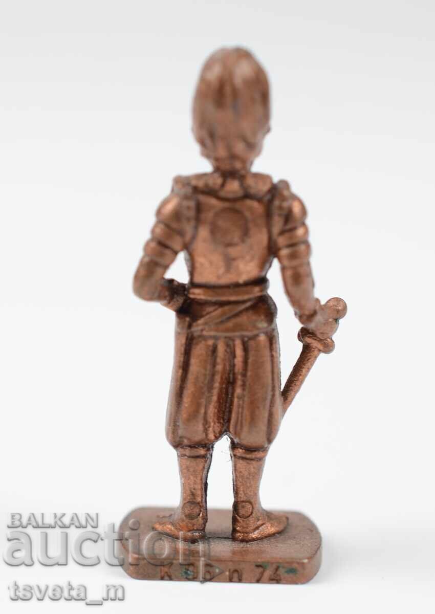 Metal Figure Toy KINDER SURPRISE with price 5.00 BGN | € 2.56 Metal Figure Toy KINDER SURPRISE with price 5.00 BGN | € 2.56