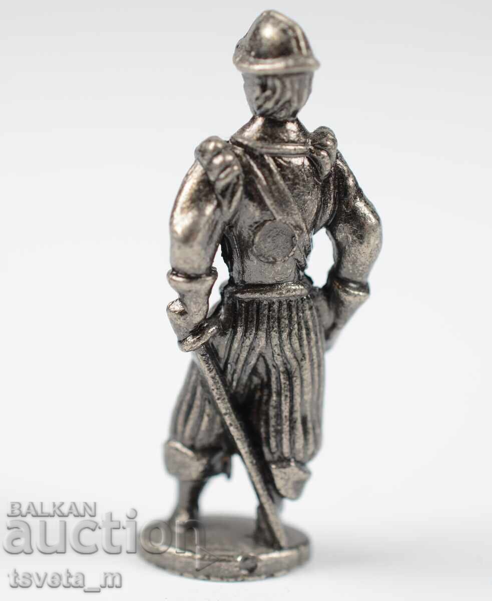 Μεταλλική φιγούρα παιχνίδι KINDER SURPRISE με τιμή 5.00 BGN | € 2.56 Μεταλλική φιγούρα παιχνίδι KINDER SURPRISE με τιμή 5.00 BGN | € 2.56