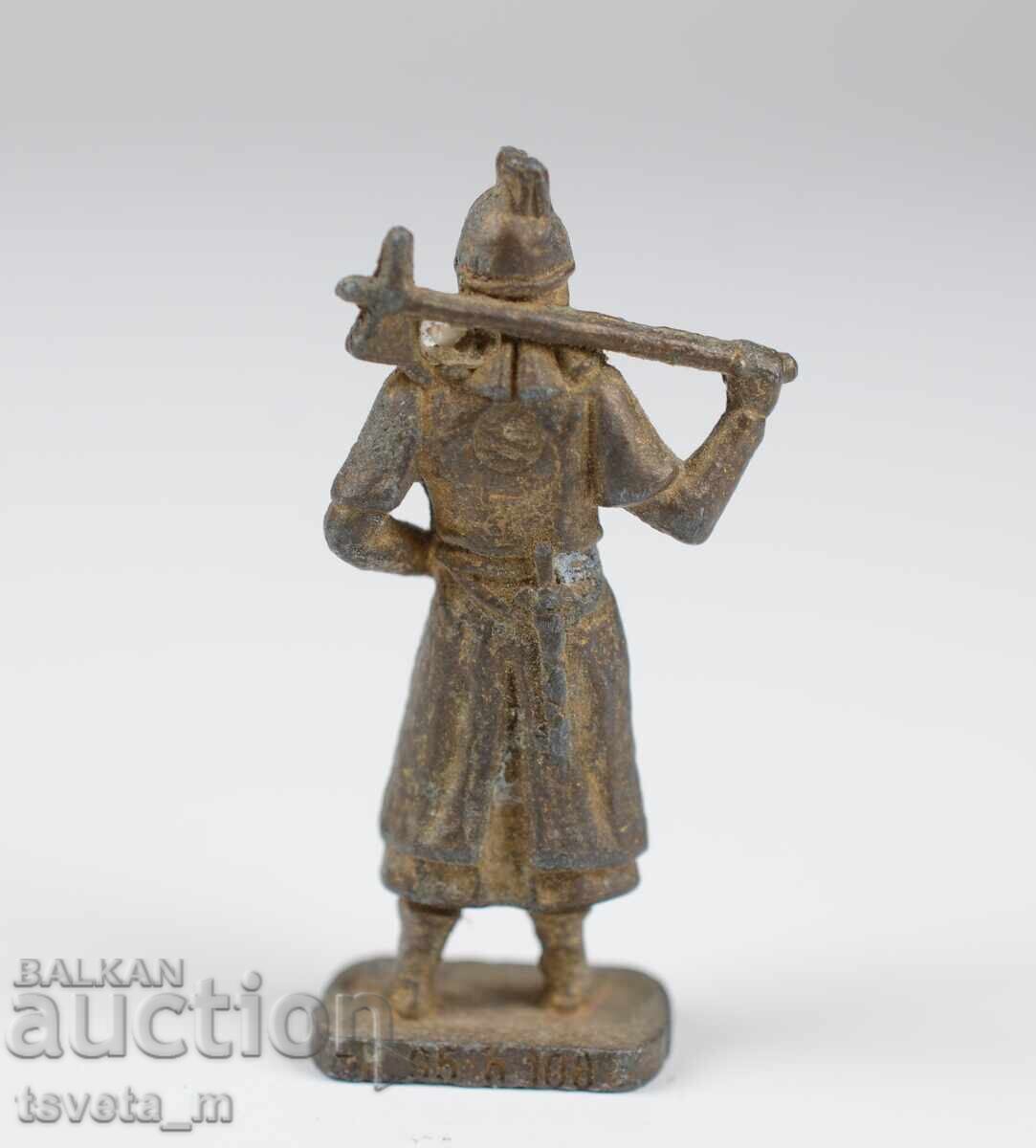 Metal Figure Toy KINDER SURPRISE with price € 2.05 | 4.01 BGN