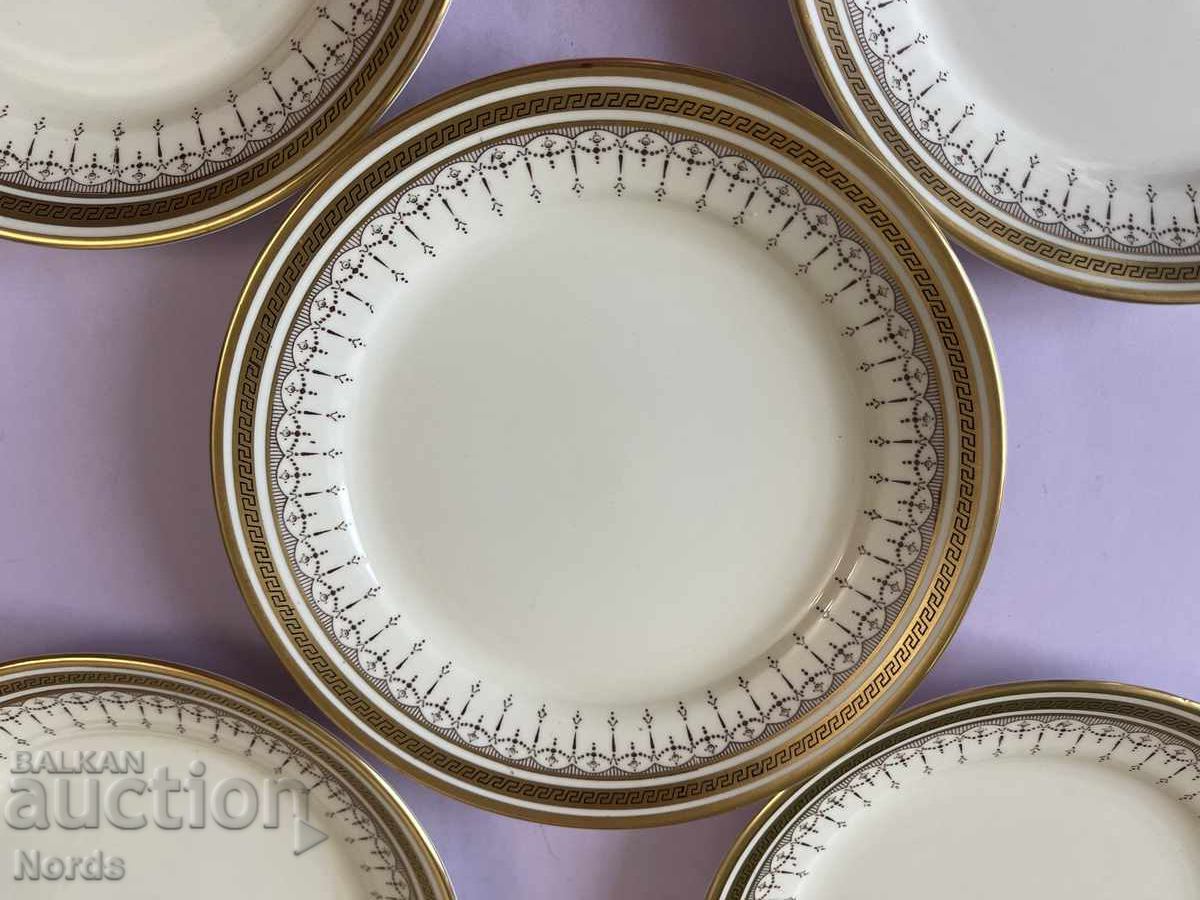 Αγγλικά vintage πιάτα με τιμή 23.22 BGN | € 11.87 Αγγλικά vintage πιάτα με τιμή 23.22 BGN | € 11.87