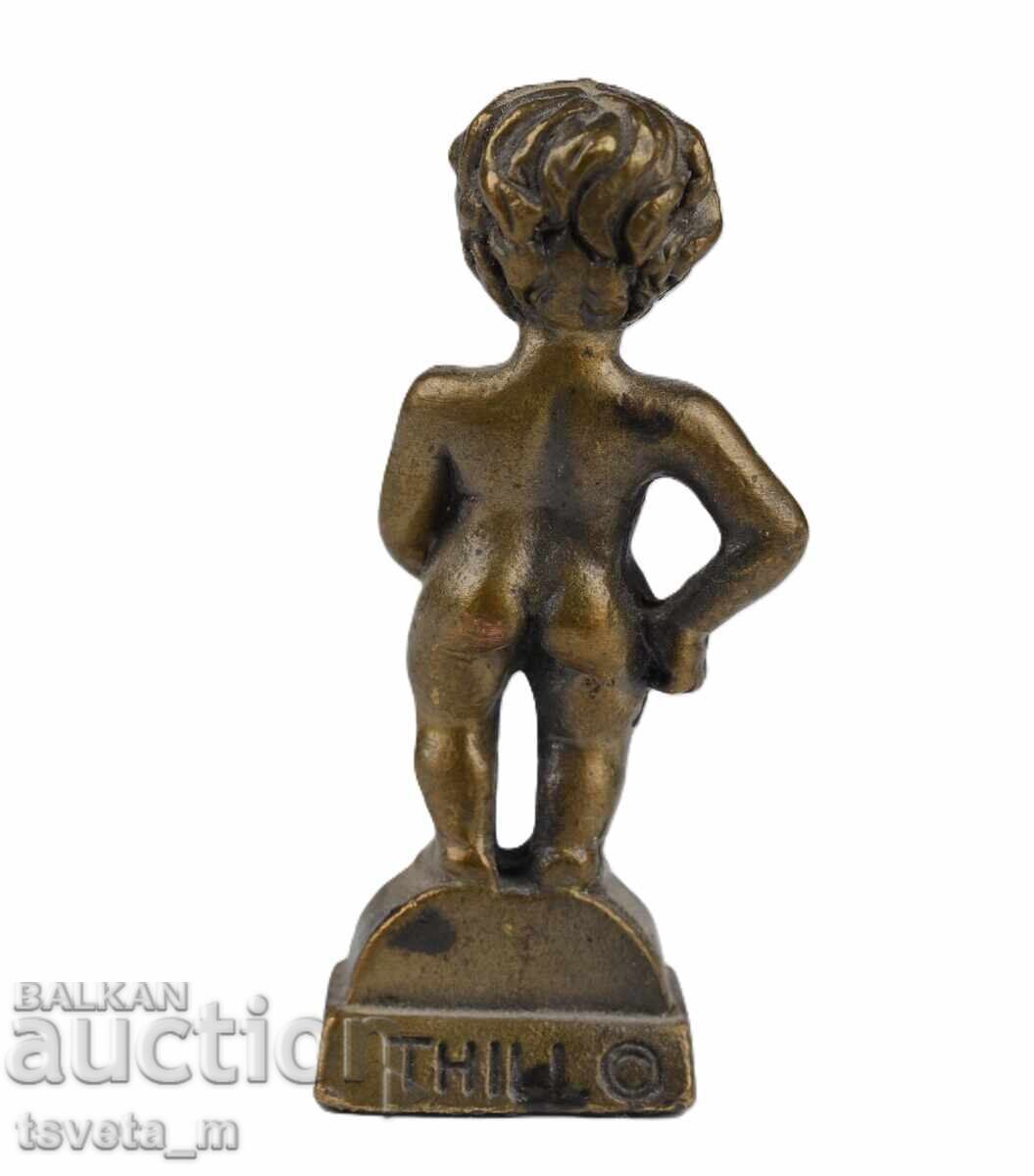 Figurină de bronz suvenir Manneken Pis în Bruxelles, Belgia cu preț € 2.05 | 4.01 BGN