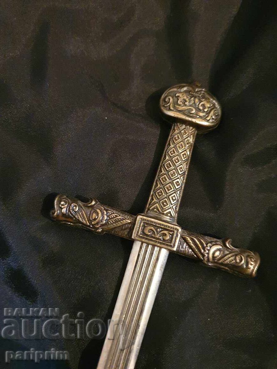 Лот от два ножа/ками, сувенирни. БЗЦ, от 0.01 лв. - 5 Лот от два ножа/ками, сувенирни. БЗЦ, от 0.01 лв. - 5