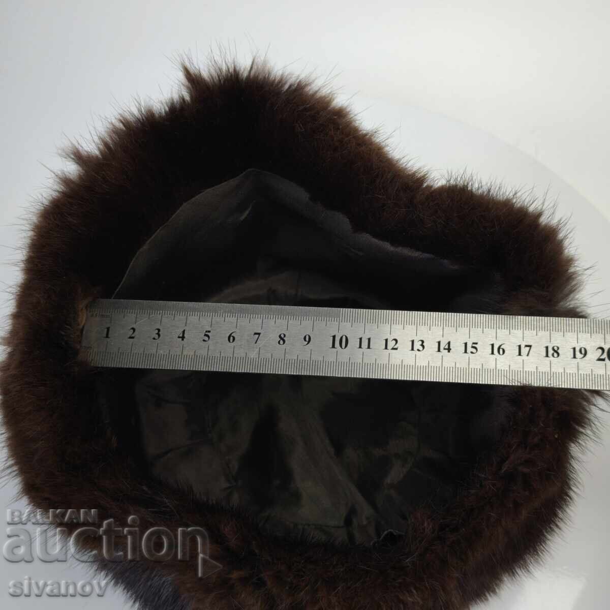 Παλιό σοβιετικό δερμάτινο καπέλο από γούνα βίδρας #6214 - 6