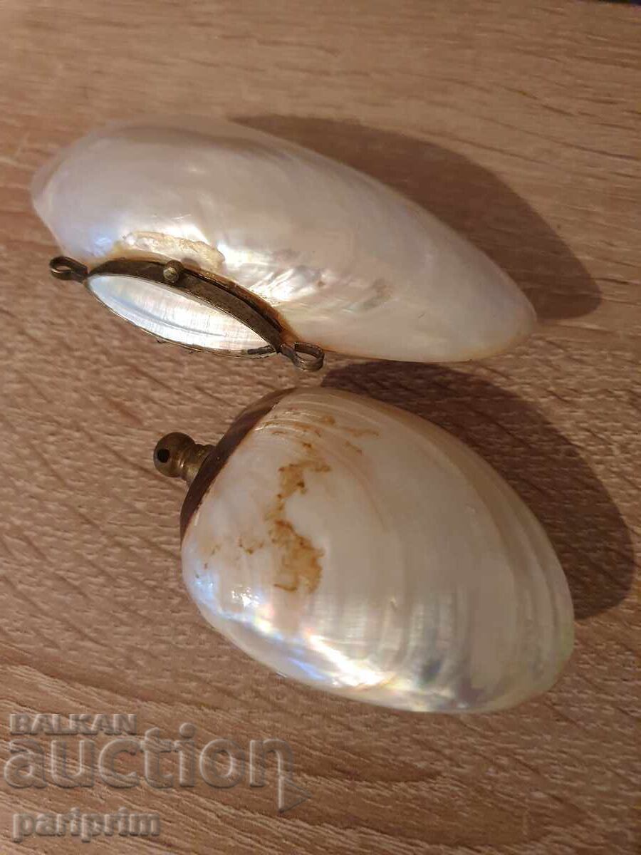 Lot of souvenirs from mother-of-pearl shells. BZC, from 0.01 BGN with price 11.00 BGN | € 5.62