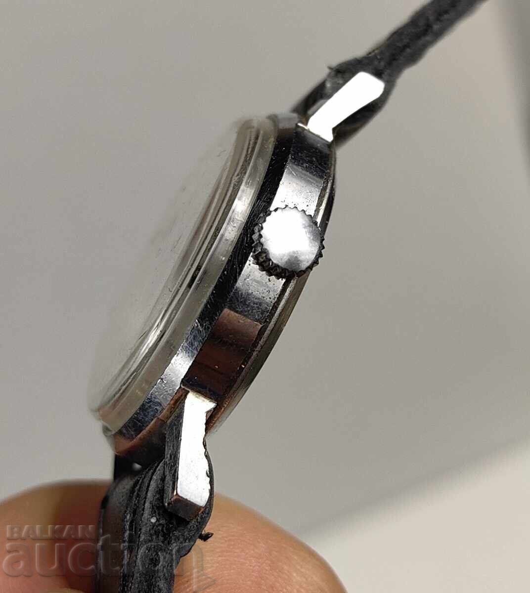 Delivery of VICTORY POBEDA SOCIALIST USSR MEN'S WRISTWATCH WORKING