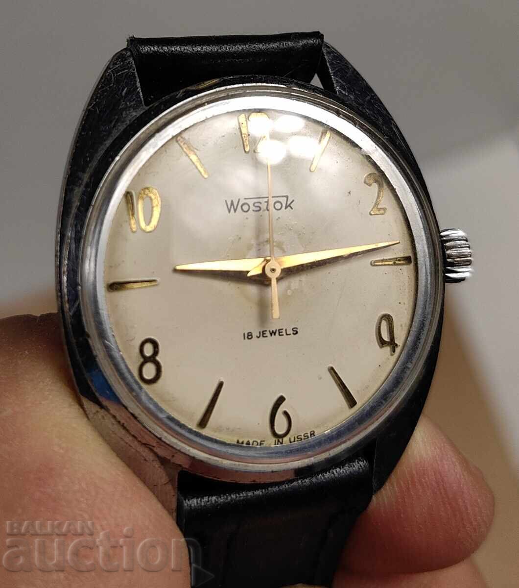 Auction VOSTOK VOSTOK USSR MEN'S WRISTWATCH WORKS Auction VOSTOK VOSTOK USSR MEN'S WRISTWATCH WORKS