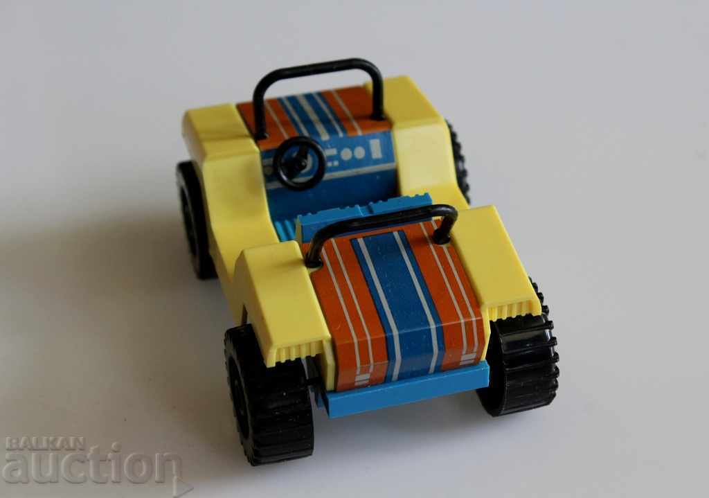 Delivery of Social children's unused toy plastic car buggy Delivery of Social children's unused toy plastic car buggy