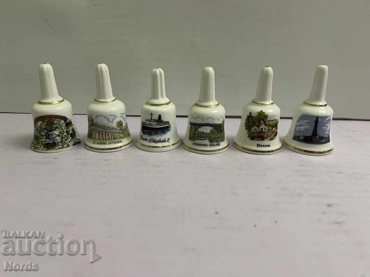 Συλλογή πορσελάνινων καμπανών Συλλογή πορσελάνινων καμπανών