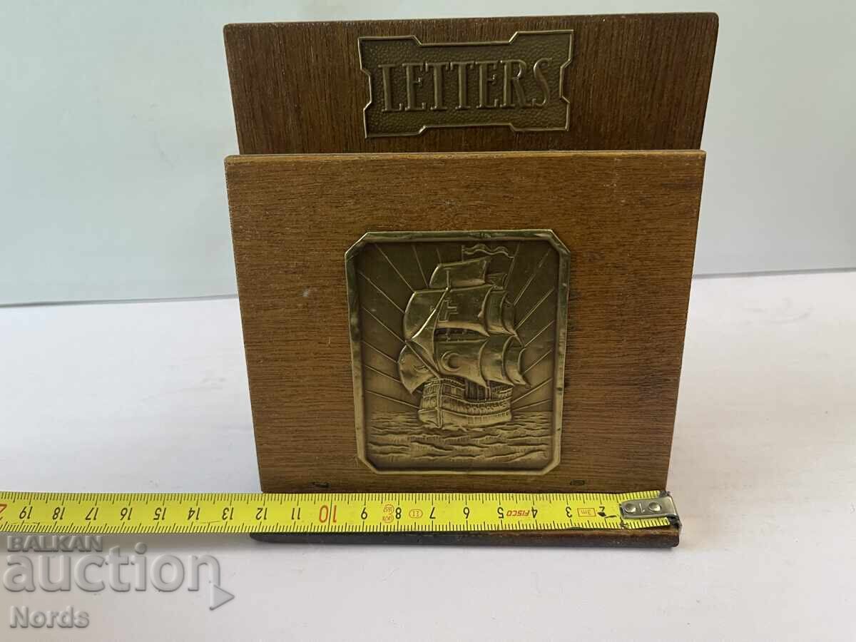 Ξύλινη βάση επιστολών - 6
