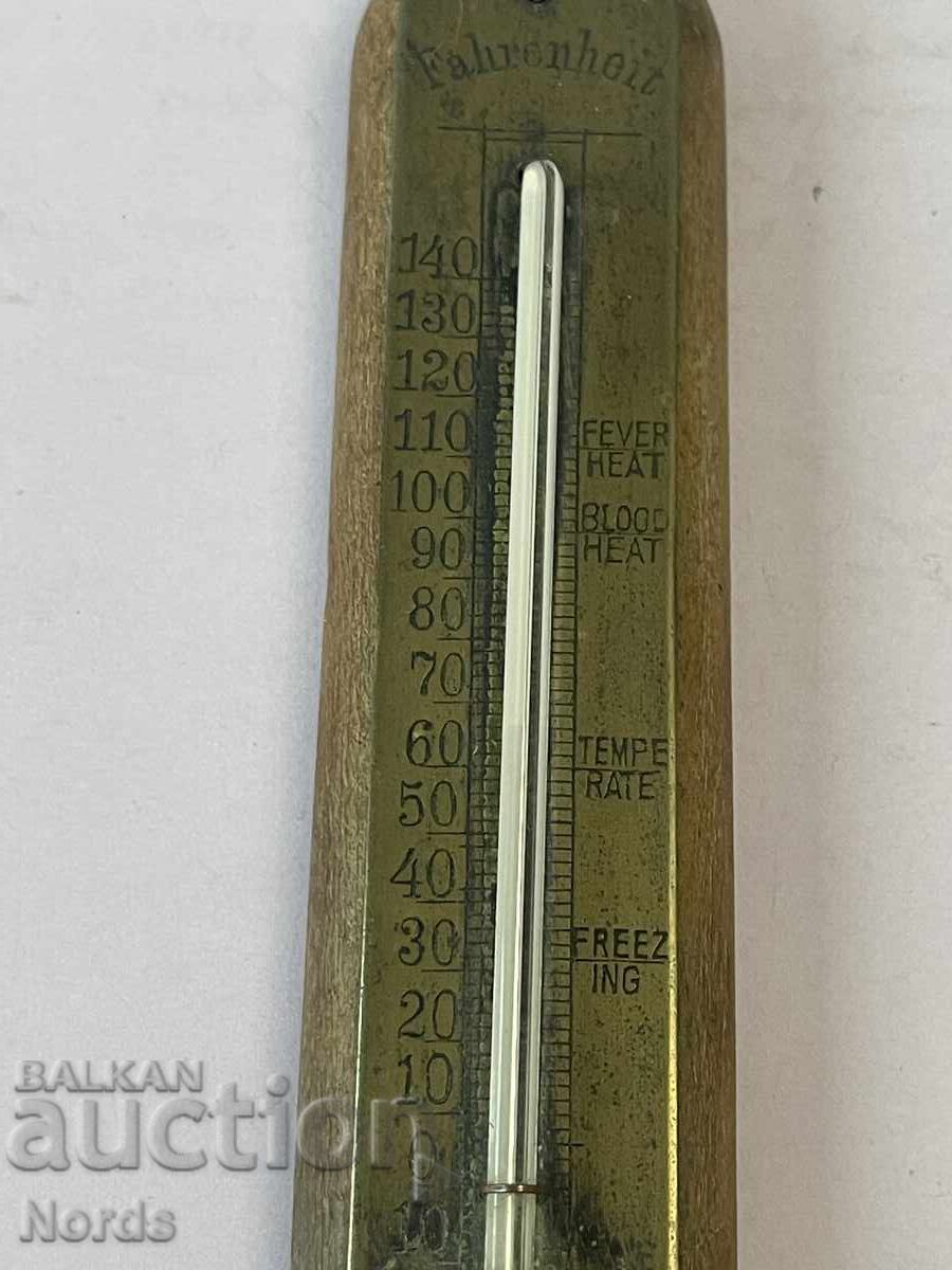 Ξύλινο θερμόμετρο με τιμή 2.10 BGN | € 1.07