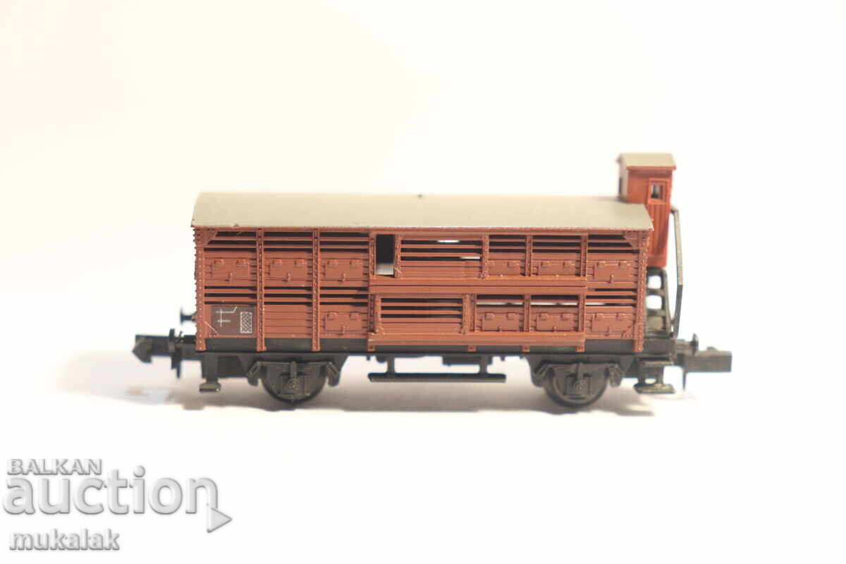 ARNOLD 1/160 LOCOMOTIVE WAGON TRAIN TRAIN SET RAILWAY with price 15.00 BGN | € 7.67