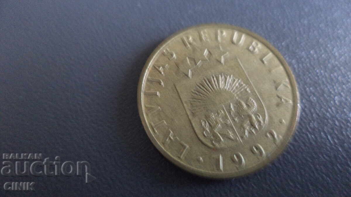 ΛΙΘΟΥΑΝΙΑ με τιμή € 0.50 | 0.98 BGN ΛΙΘΟΥΑΝΙΑ με τιμή € 0.50 | 0.98 BGN