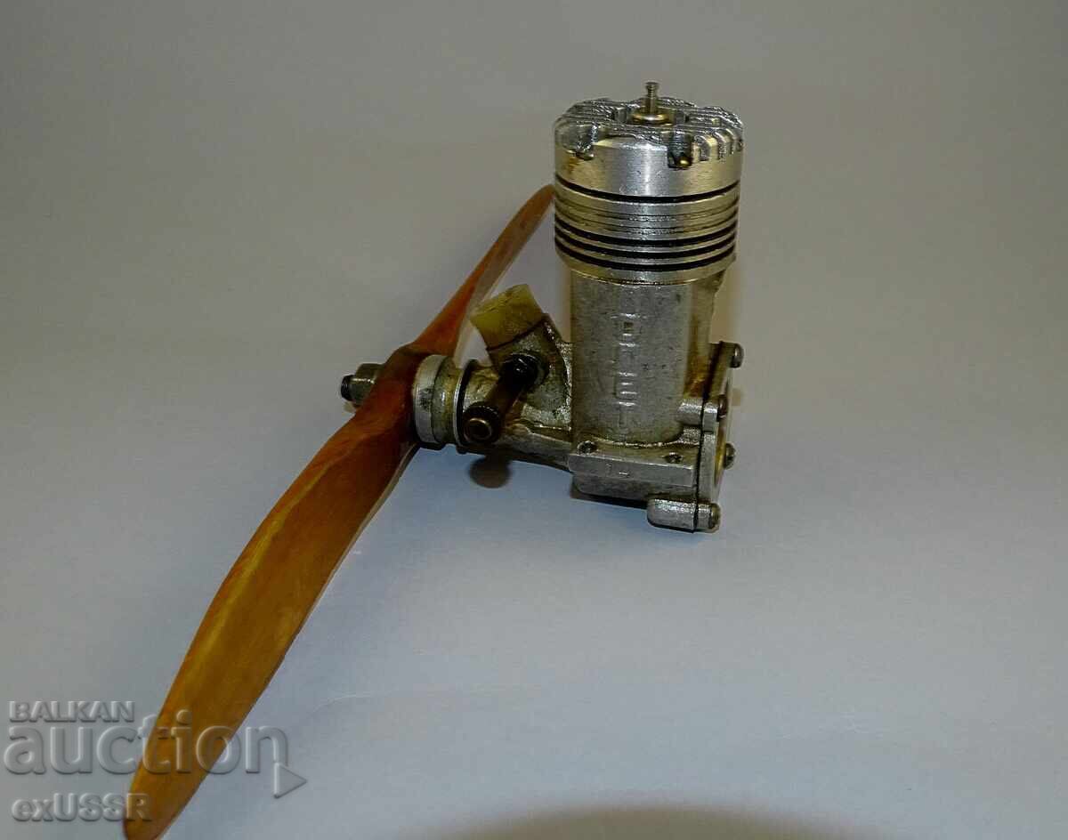 Старо двигателче двигател за авиомодел ПОЛЕТ руско - 6 Старо двигателче двигател за авиомодел ПОЛЕТ руско - 6