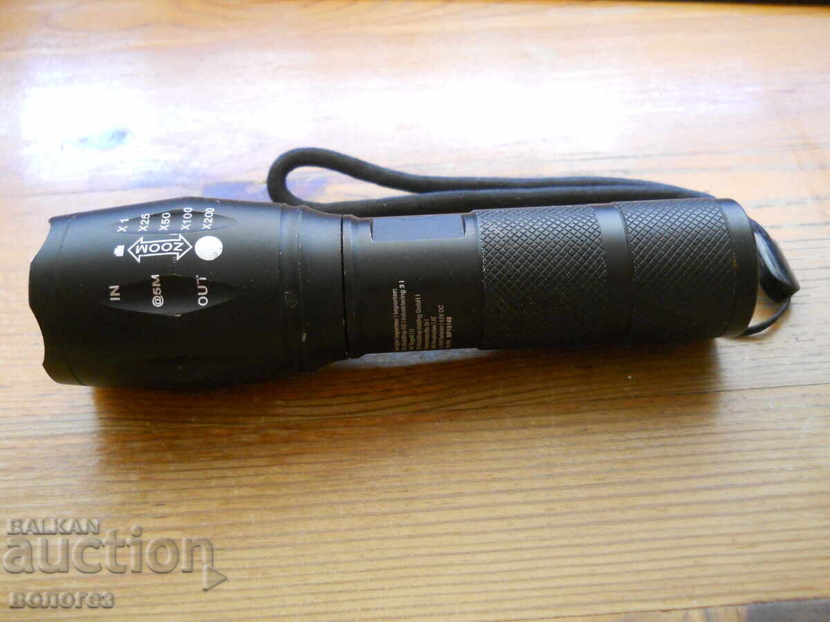 Powerful LED Flashlight "Tac Light"