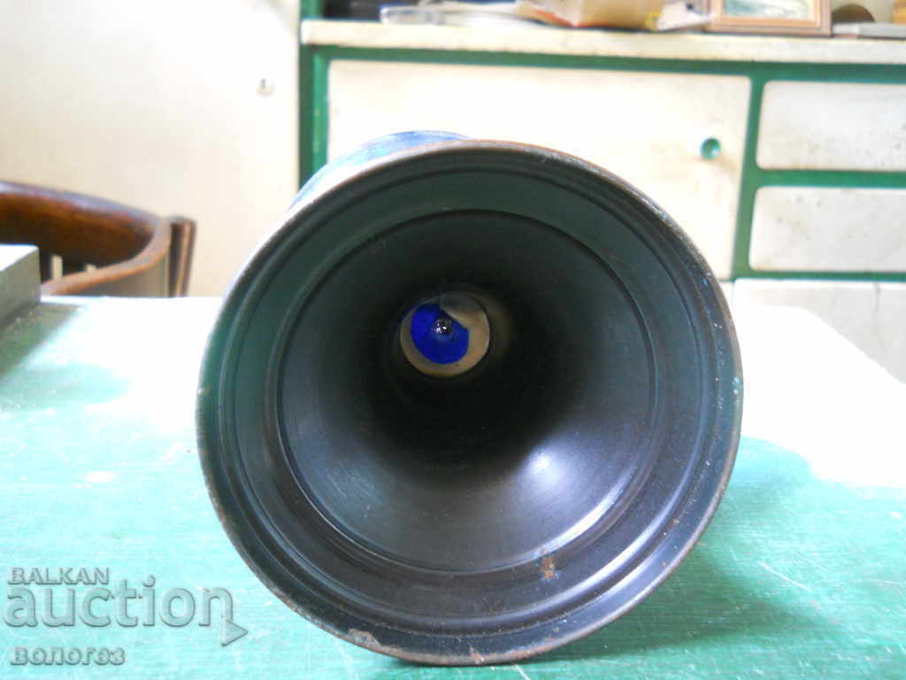 Auction  Old gas lamp made of brass and glass