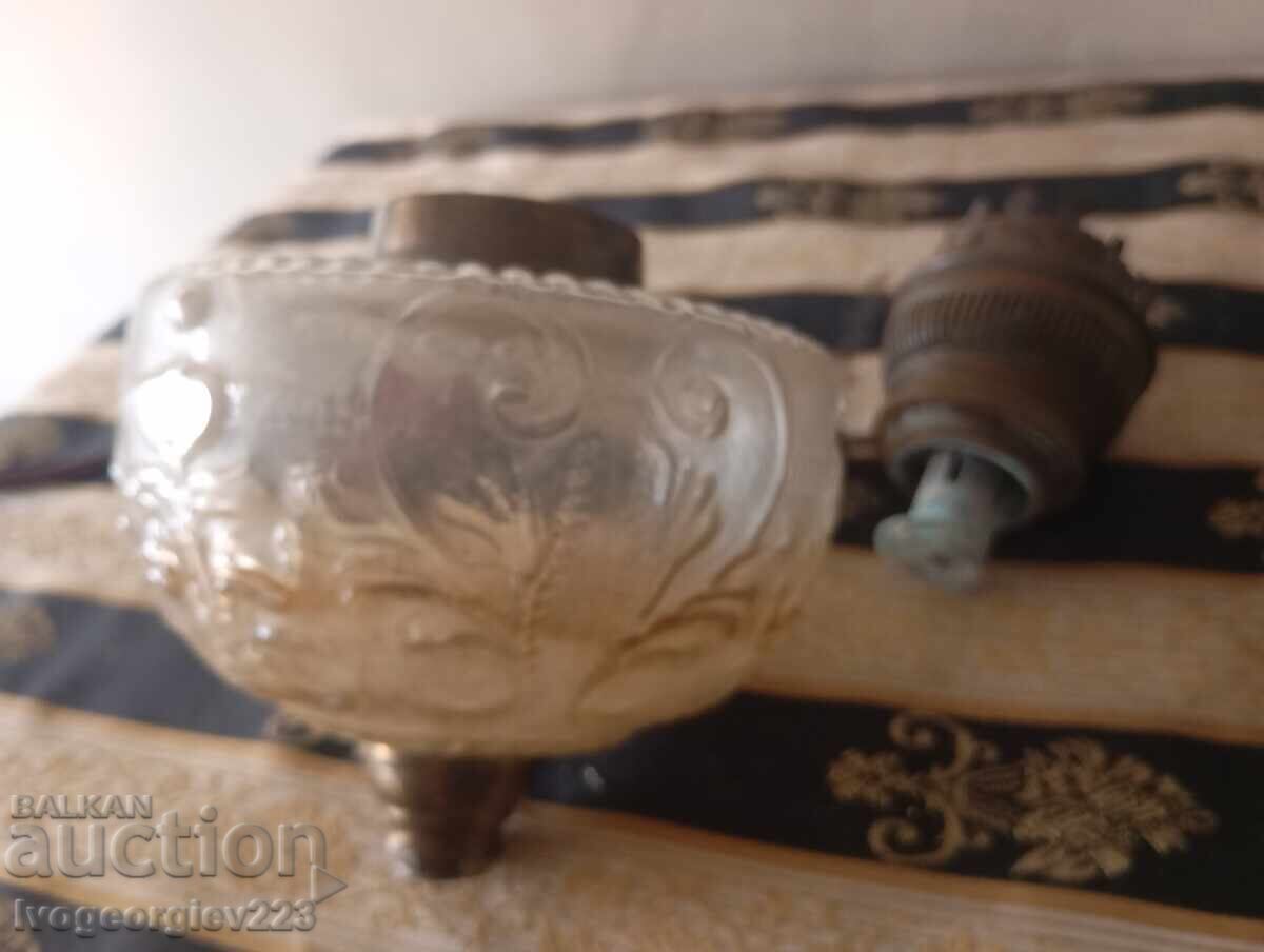 Δημοπρασία Δεξαμενή με μηχανισμό για λάμπα γκαζιού