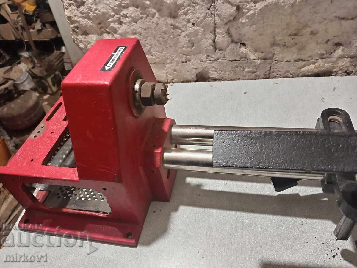 Δημοπρασία Τόρνος ξυλουργικής Δημοπρασία Τόρνος ξυλουργικής