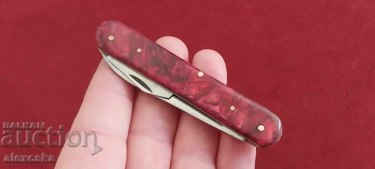 Cuțit de buzunar - Seceră și ciocan cu preț 35.00 BGN | € 17.90