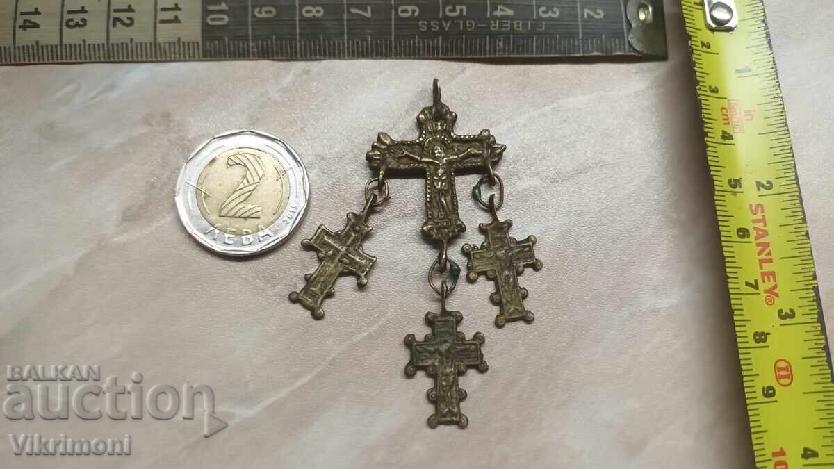 Χάλκινο αναγεννησιακό κόσμημα, σταυρός, Παναγία, Ιησούς με τιμή 95.00 BGN | € 48.57