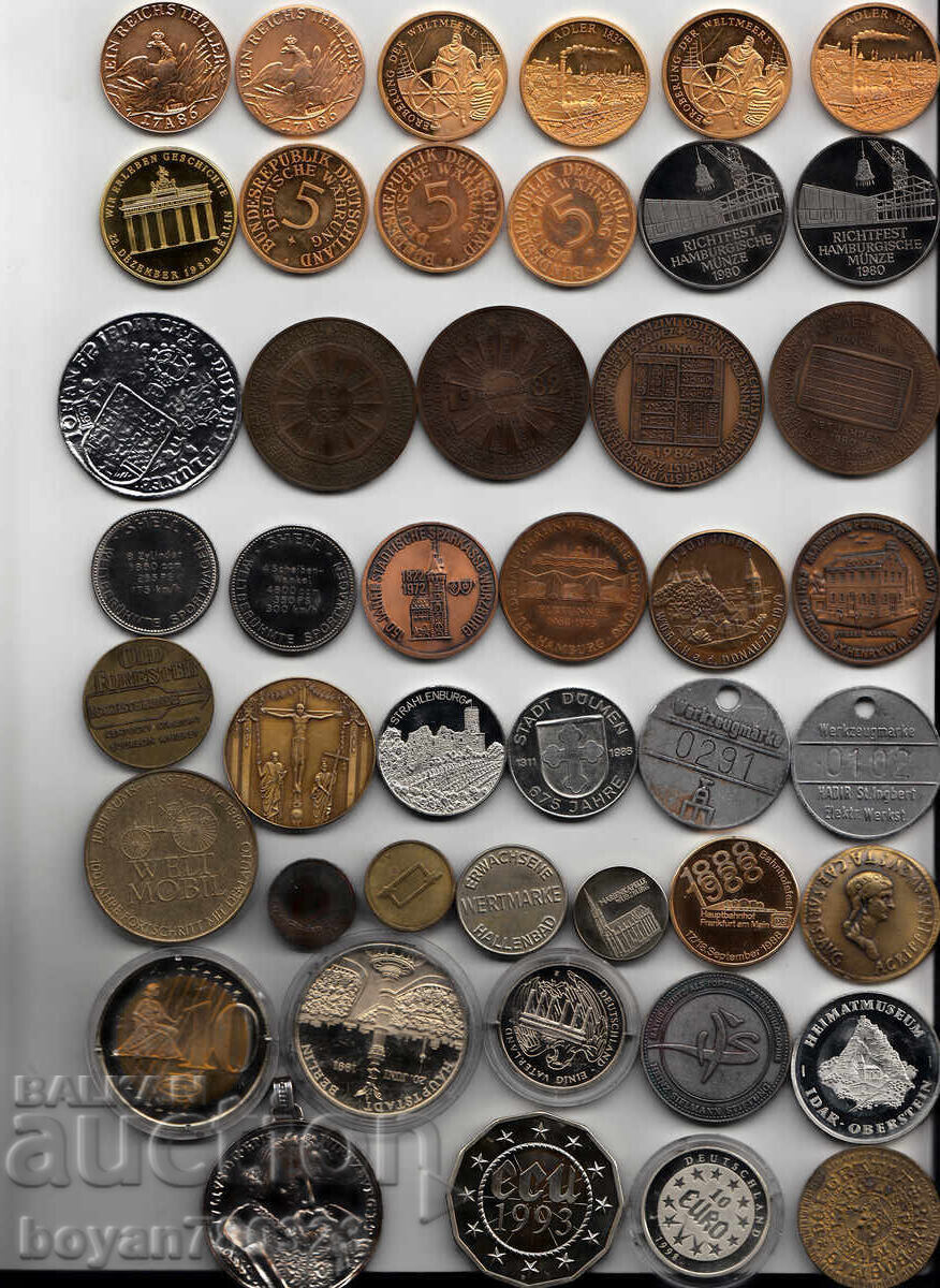 Lot of 50 tokens Lot of 50 tokens