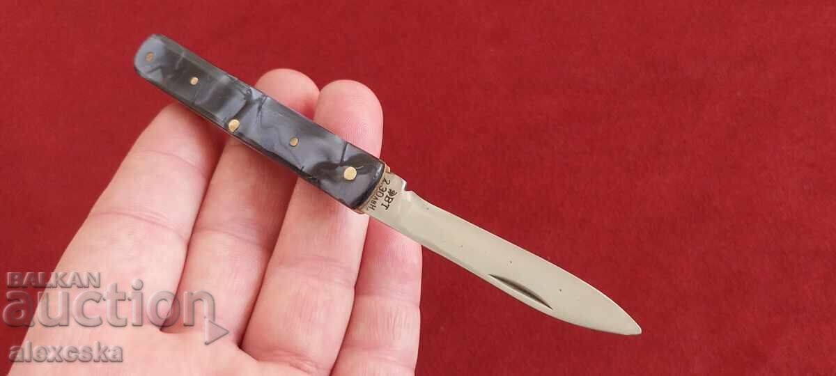 Thorn social knife