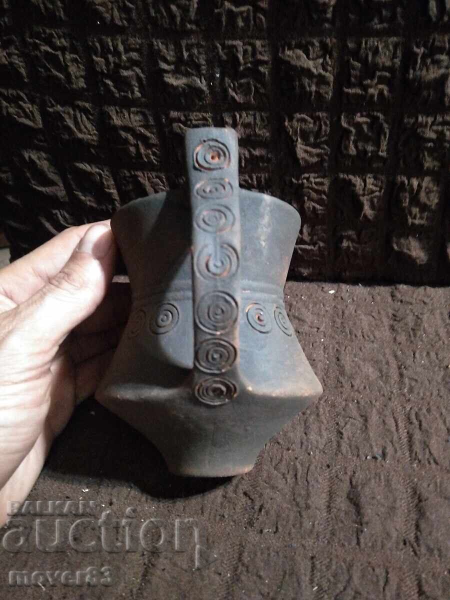 Auction Ceramic/Clay Bowl Auction Ceramic/Clay Bowl